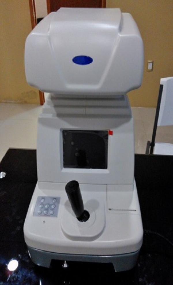 AUTOREFRACTOMETRO